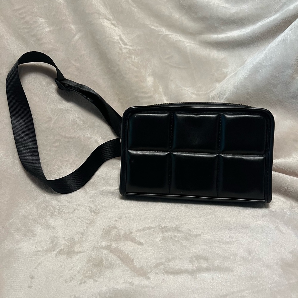 Amanda Uprichard Black Quilted Belt Bag Fanny Pack Cross Body Shoulder Purse